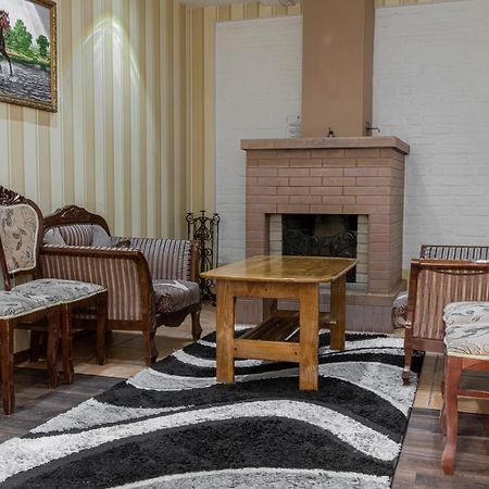 Nur M Hotel Tashkent Ngoại thất bức ảnh