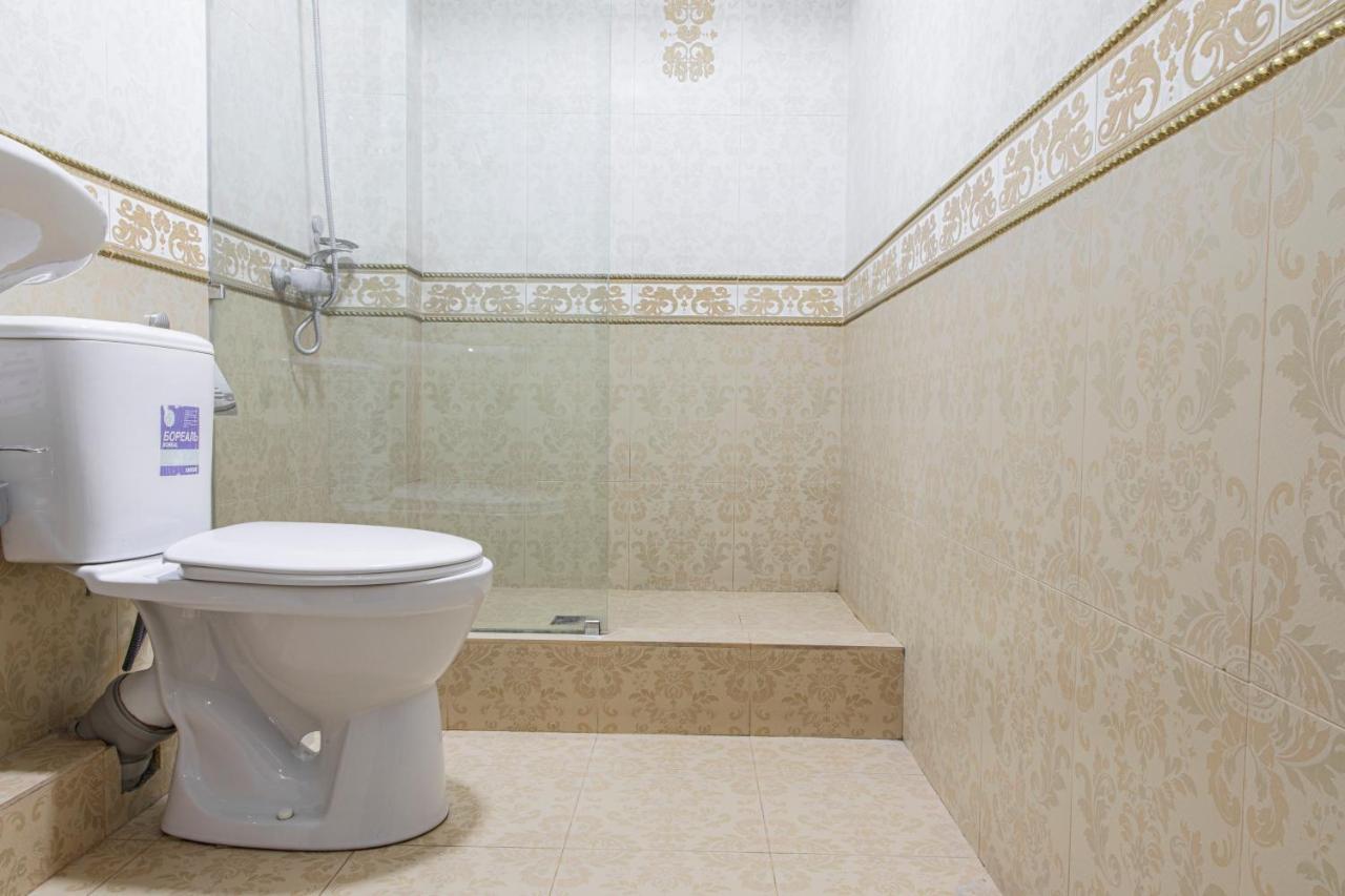 Nur M Hotel Tashkent Ngoại thất bức ảnh