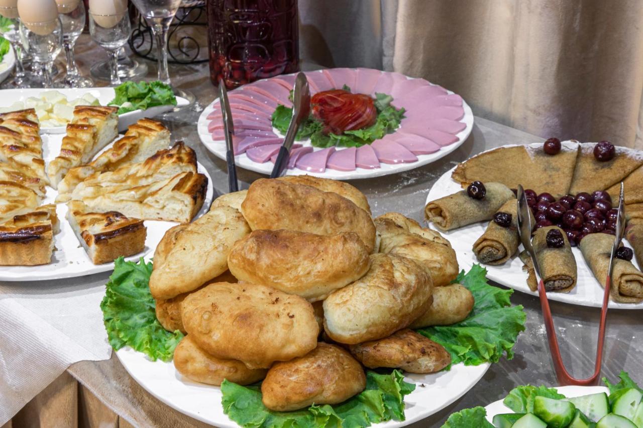 Nur M Hotel Tashkent Ngoại thất bức ảnh